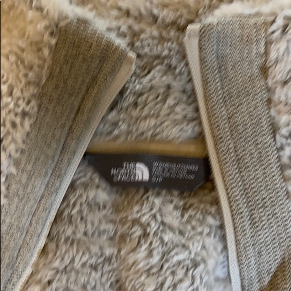 Cozy North Face jacket - Picture 3 of 4